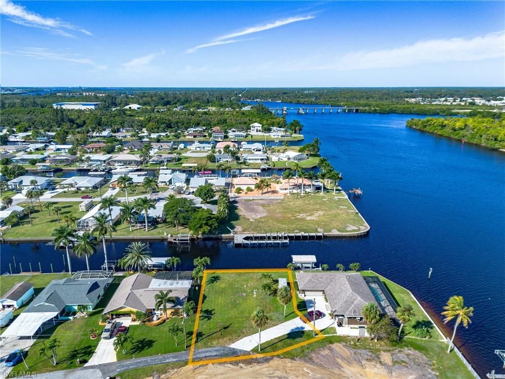 2193 River Rd, Fort Myers, FL 33905 Photo