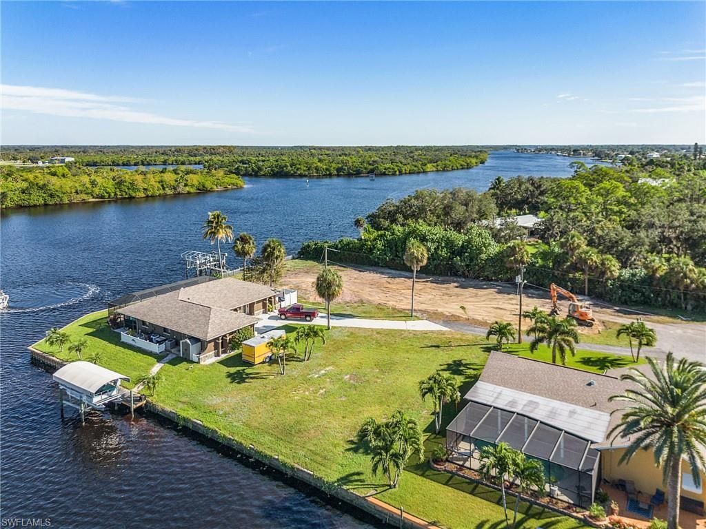 2193 River Rd, Fort Myers, FL 33905 Photo