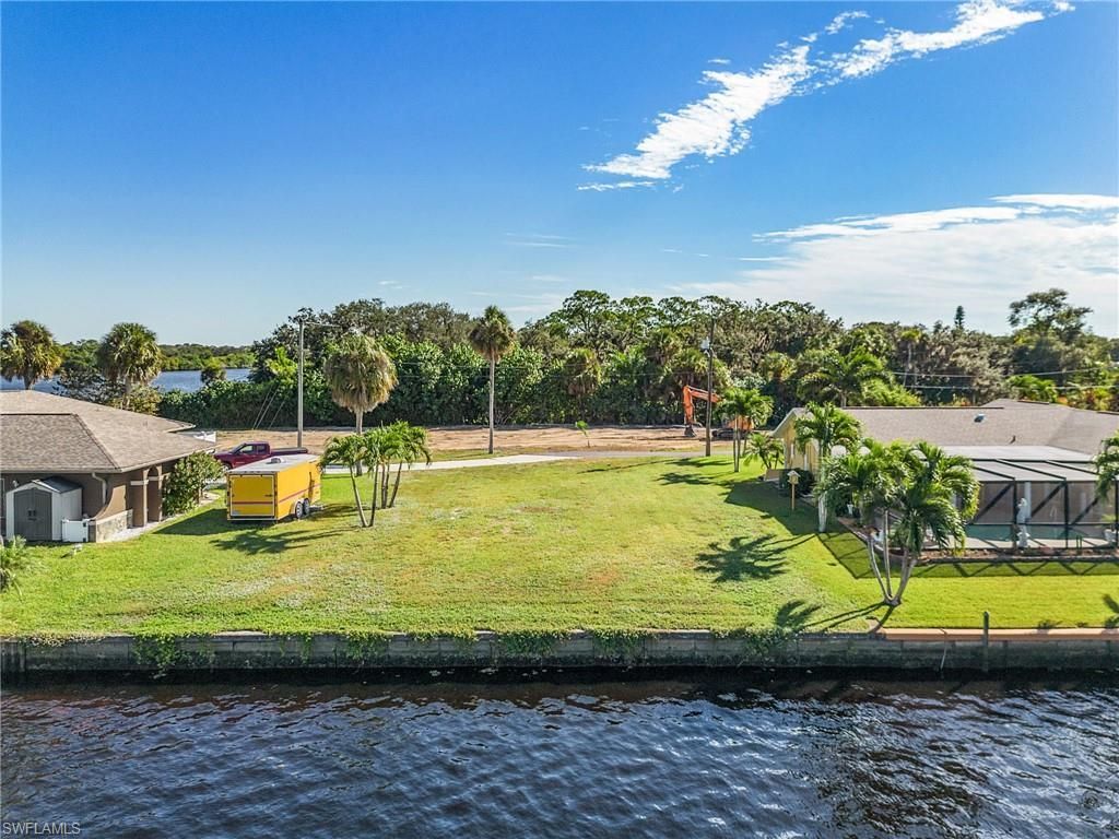 2193 River Rd, Fort Myers, FL 33905 Photo