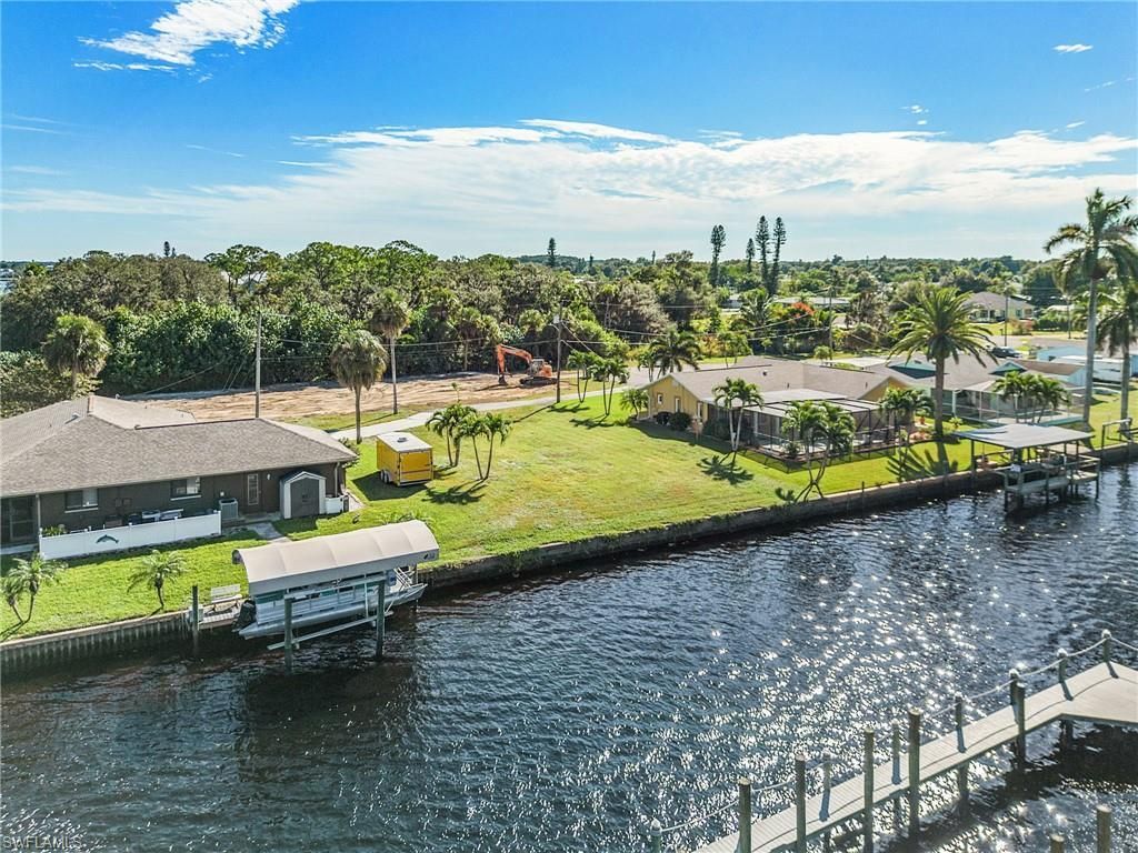 2193 River Rd, Fort Myers, FL 33905 Photo