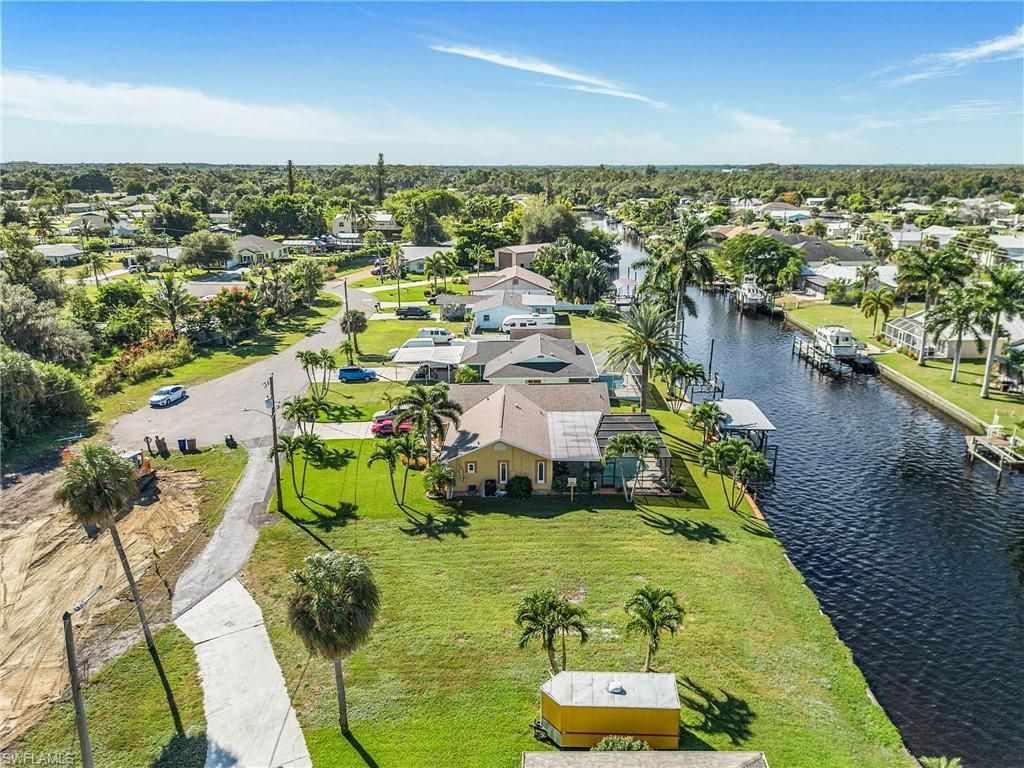 2193 River Rd, Fort Myers, FL 33905 Photo