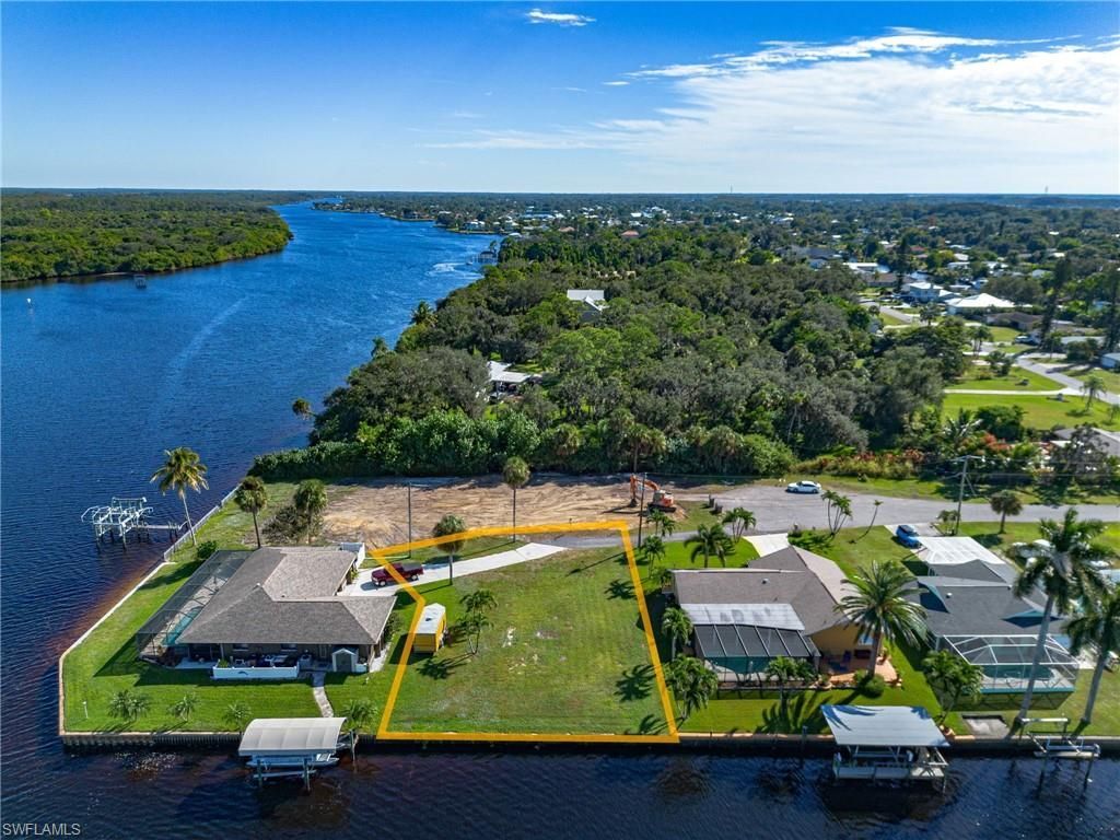 2193 River Rd, Fort Myers, FL 33905 Photo