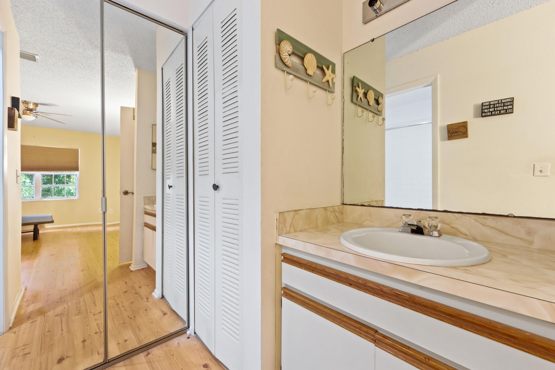 1656 SE Green Acres Circle, Unit D103, Port Saint Lucie, FL 34952 Photo