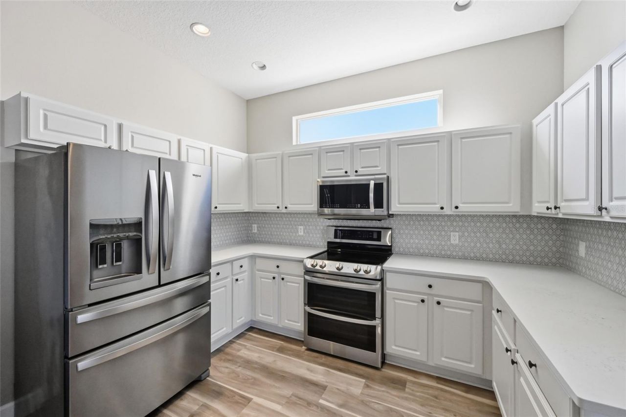 574 Planters Manor Way, Bradenton, FL 34212 Photo