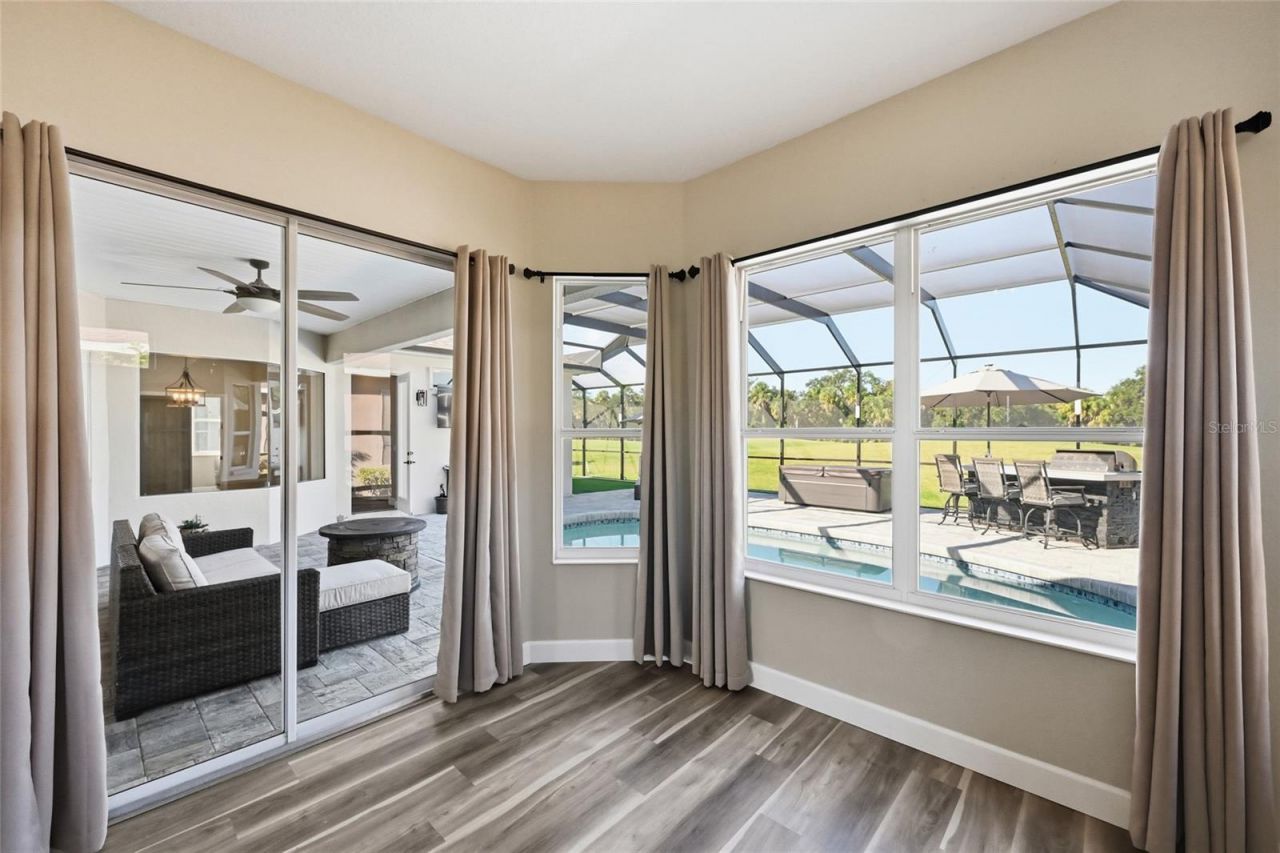 574 Planters Manor Way, Bradenton, FL 34212 Photo