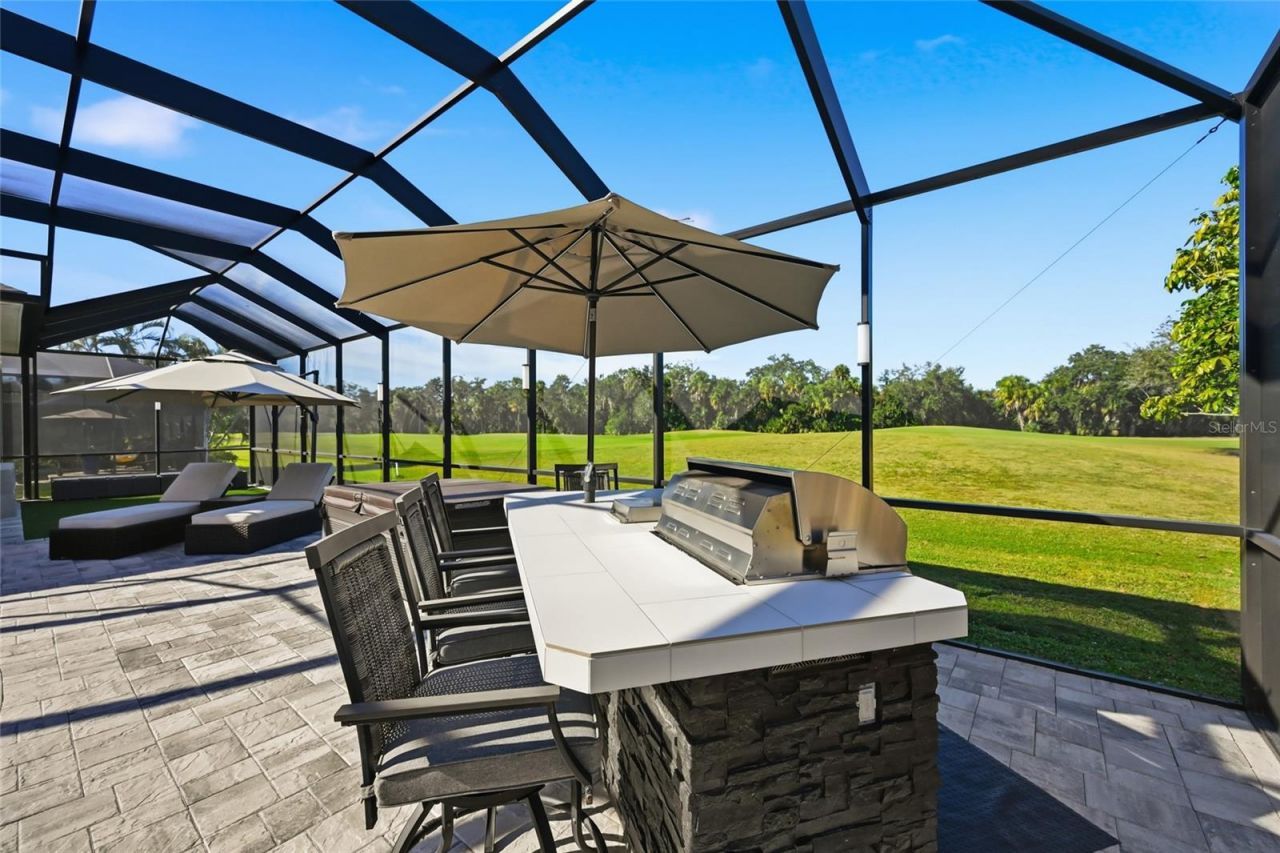 574 Planters Manor Way, Bradenton, FL 34212 Photo