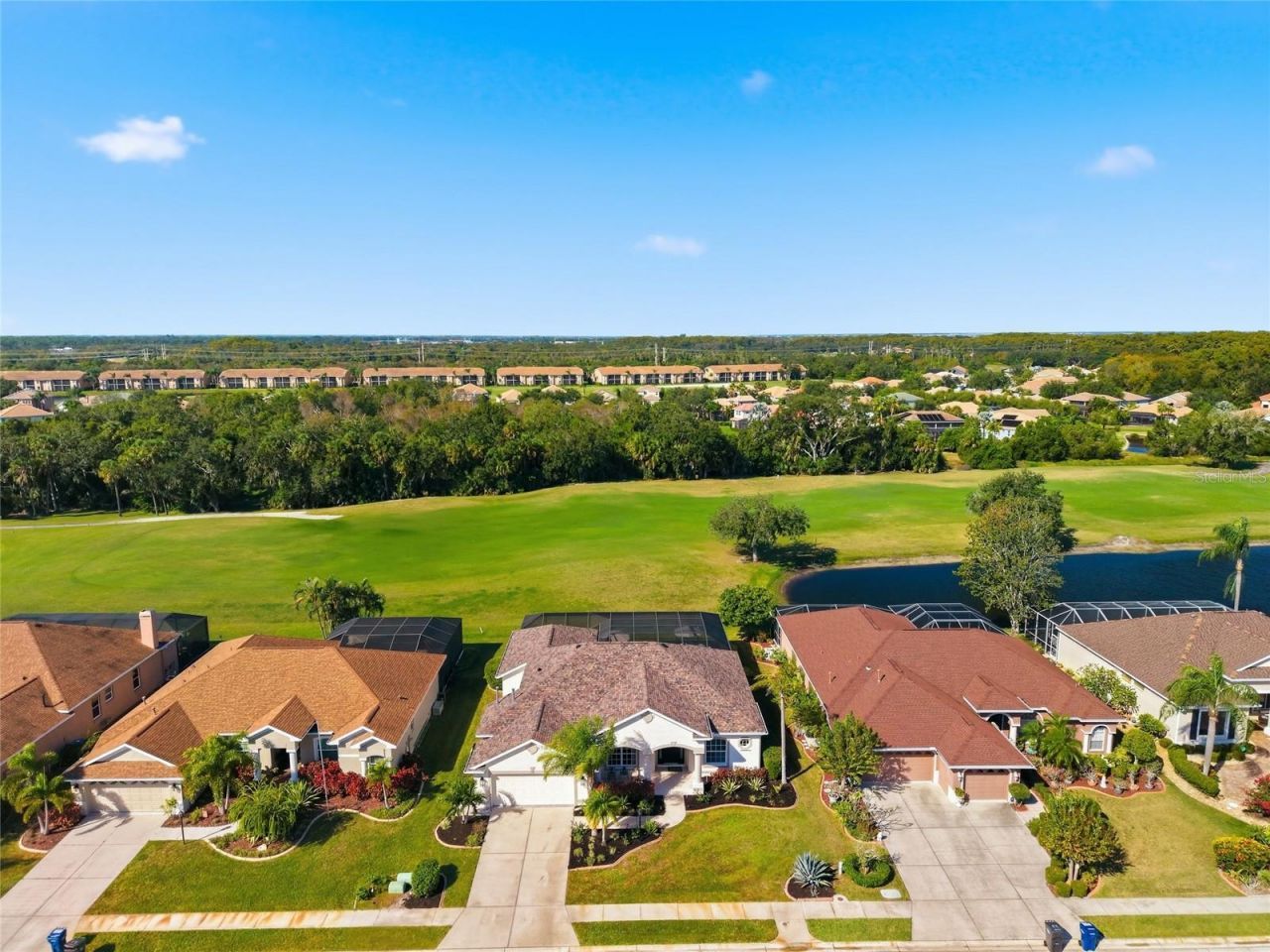 574 Planters Manor Way, Bradenton, FL 34212 Photo