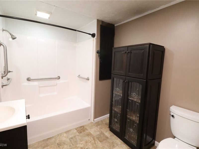 112 Brooklyn Avenue, Creston, OH 44217 Photo 15