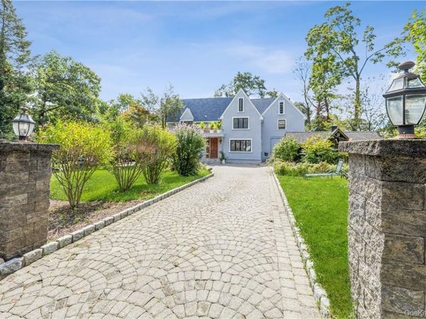 530 Orangeburg Road, Pearl River, NY 10965