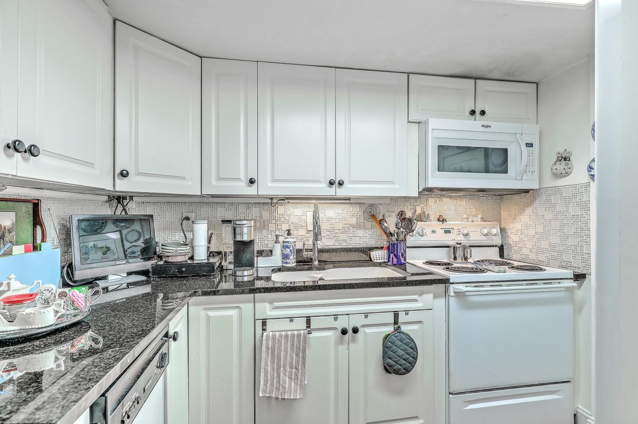 14 Lockwood Drive Photo 29