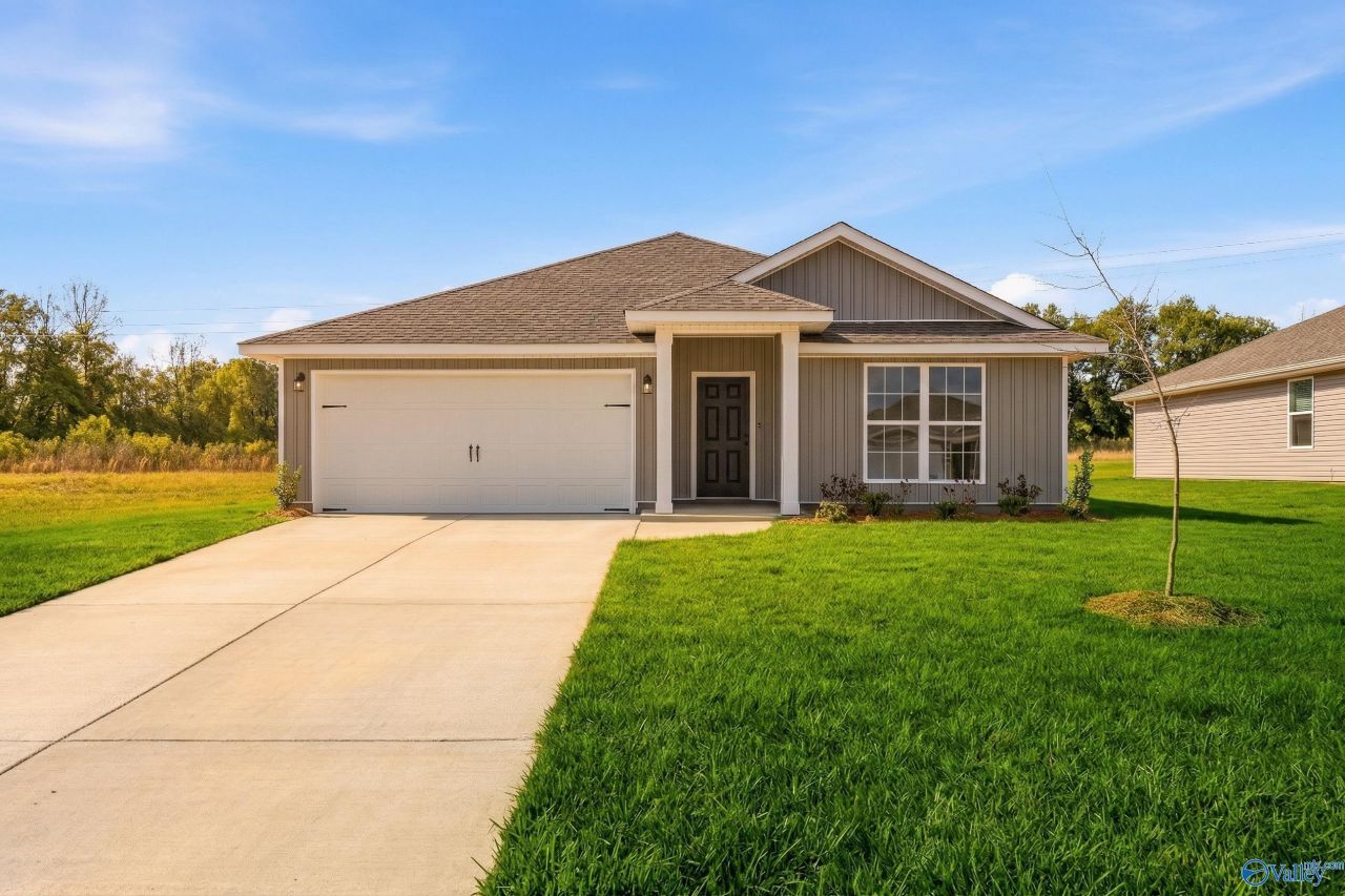 20101 Hillsborough Street, Athens, AL 35613 Main Photo