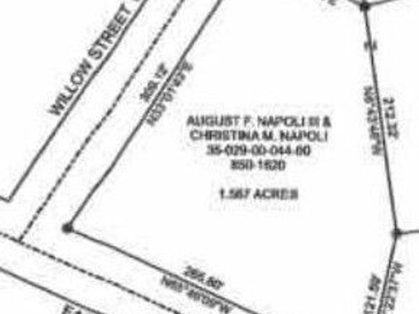 2807 E Water Street, Rock Creek, OH 44084