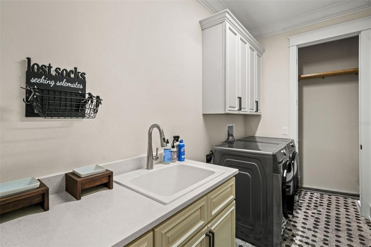 2403 Cambridge Avenue, Lakeland, FL 33803 Photo