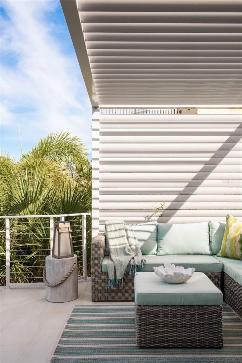 2807 Sunset Way, Saint Pete Beach, FL 33706 Photo