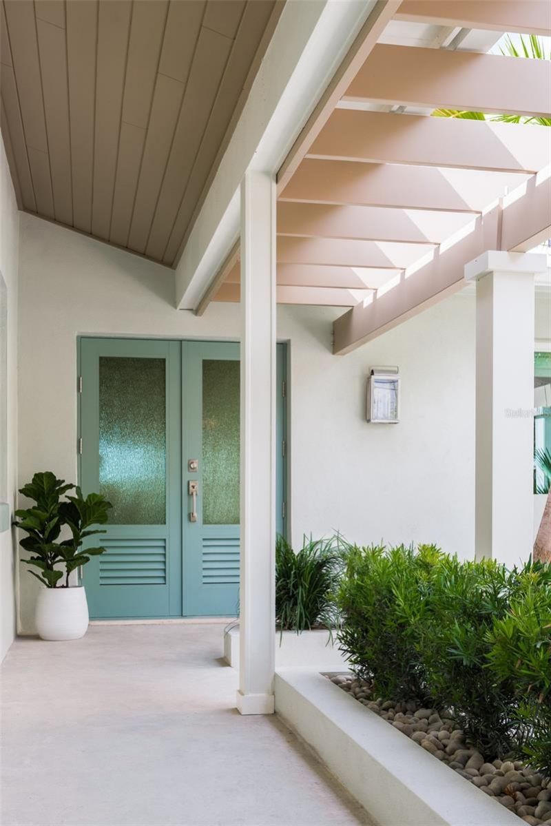 2807 Sunset Way, Saint Pete Beach, FL 33706 Photo