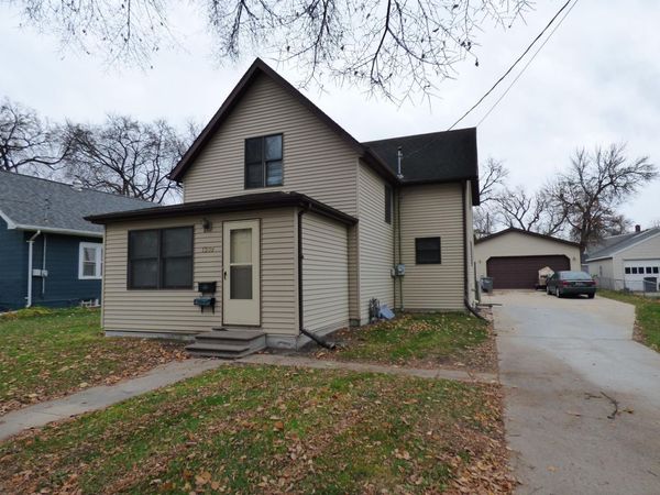 1209 2nd Avenue S, Moorhead, MN 56560