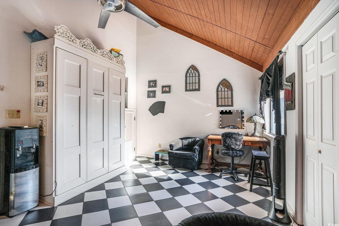 503 Pinewood Rd. Photo 8