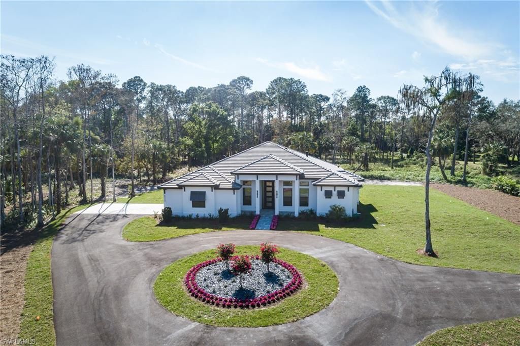 5772 Green Blvd, Naples, FL 34116 Photo