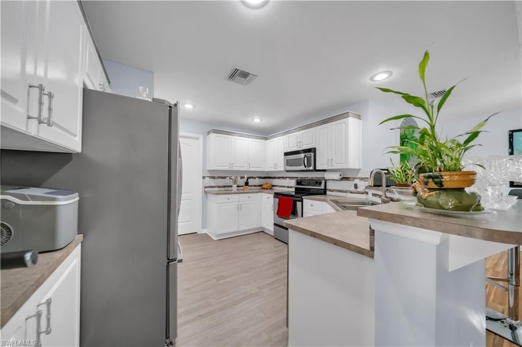 710 Homestead Rd S, Lehigh Acres, FL 33974 Photo