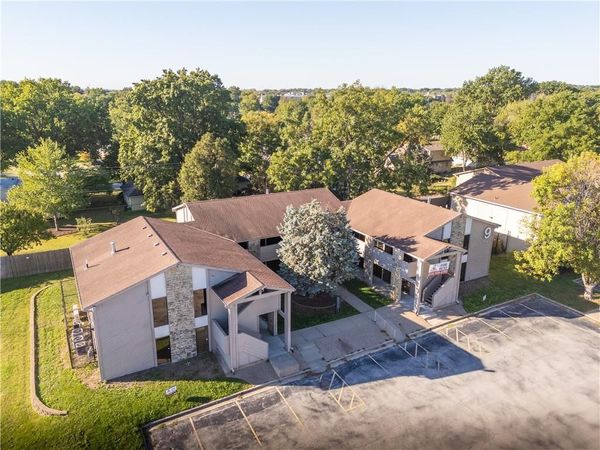 4216 Hocker Drive, Independence, MO 64055