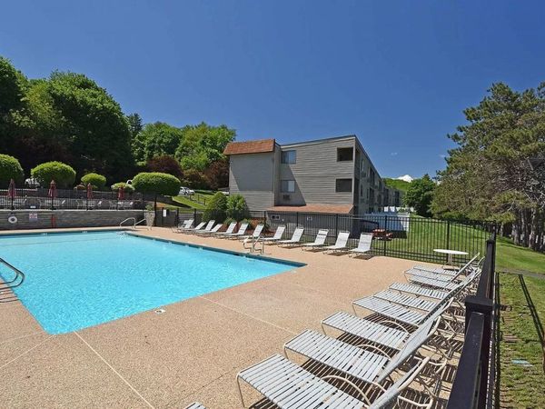 107 treetop Circle, Unit 725, Laconia, NH 02346