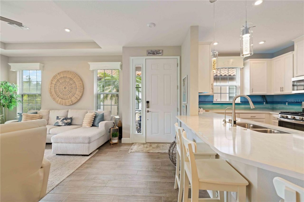 5335 Rushmere Court, Palmetto, FL 34221 Photo