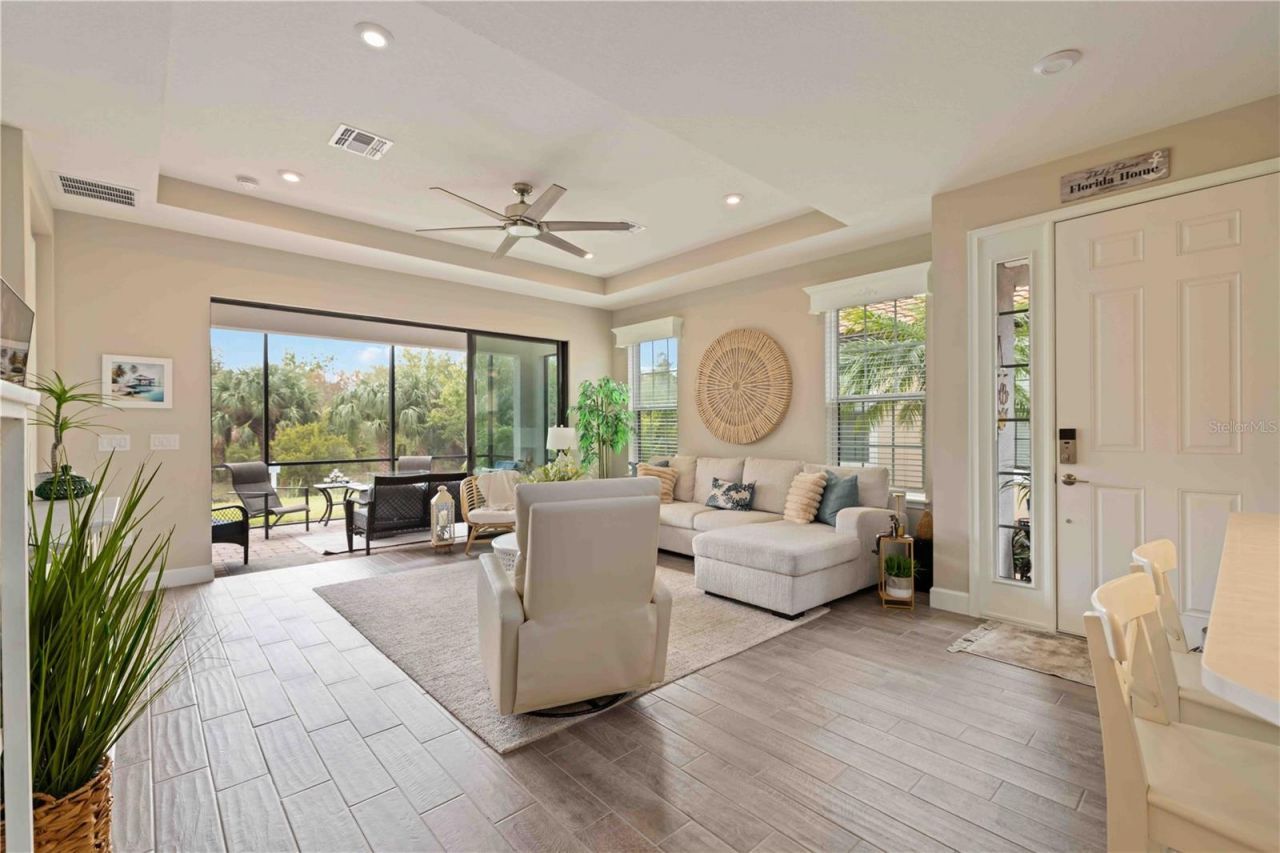 5335 Rushmere Court, Palmetto, FL 34221 Photo