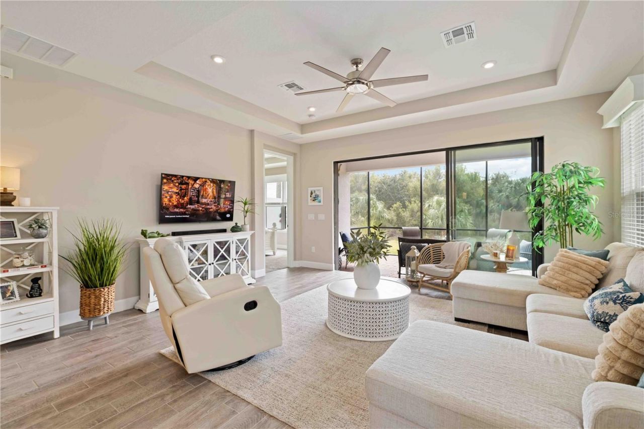 5335 Rushmere Court, Palmetto, FL 34221 Photo