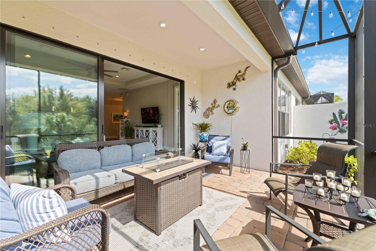 5335 Rushmere Court, Palmetto, FL 34221 Photo