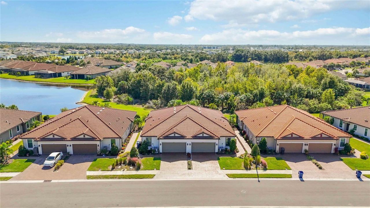 5335 Rushmere Court, Palmetto, FL 34221 Photo