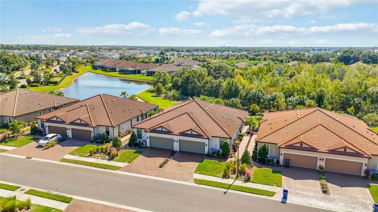 5335 Rushmere Court, Palmetto, FL 34221 Photo