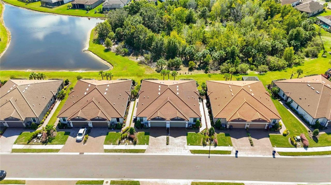 5335 Rushmere Court, Palmetto, FL 34221 Photo