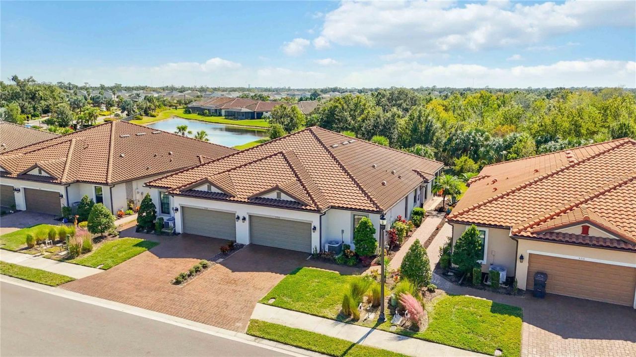 5335 Rushmere Court, Palmetto, FL 34221 Photo