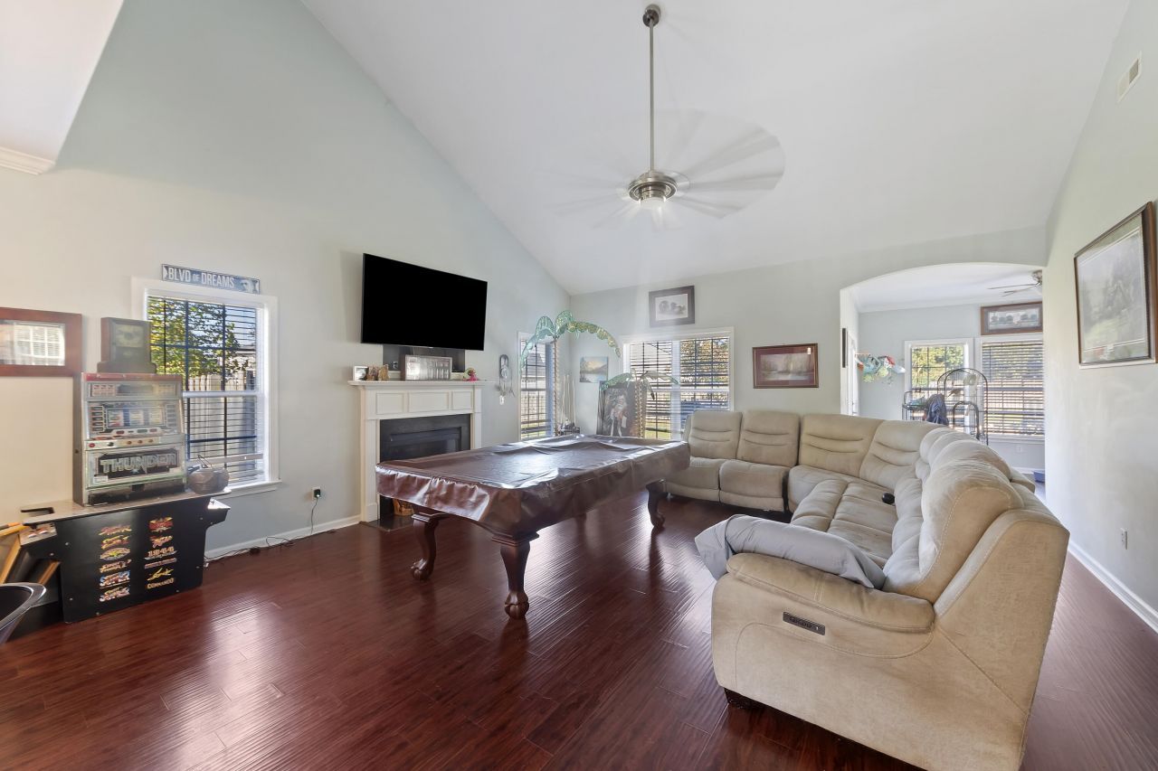 1407 Red Knot Court Photo 11