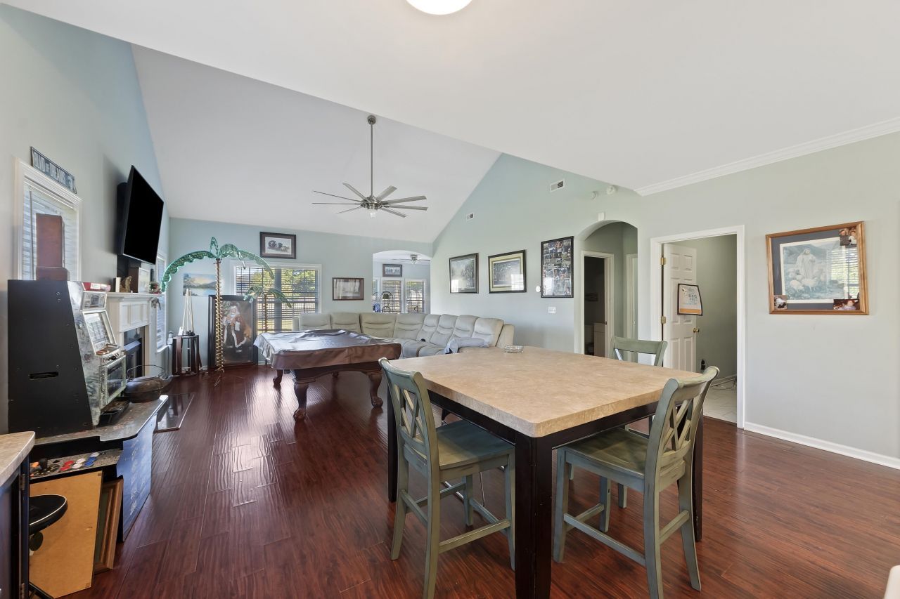 1407 Red Knot Court Photo 5