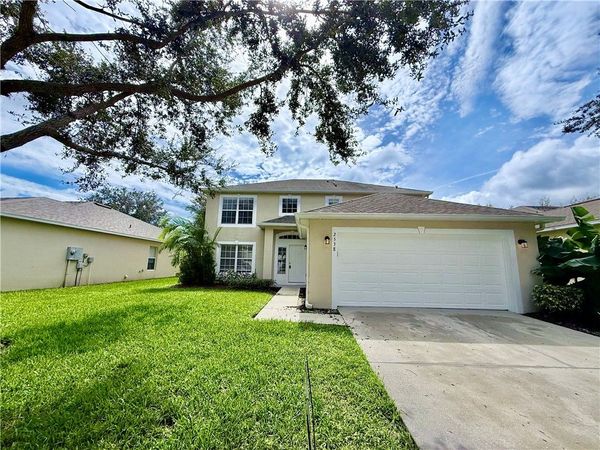 2538 12th Square SW, Vero Beach, FL 32968