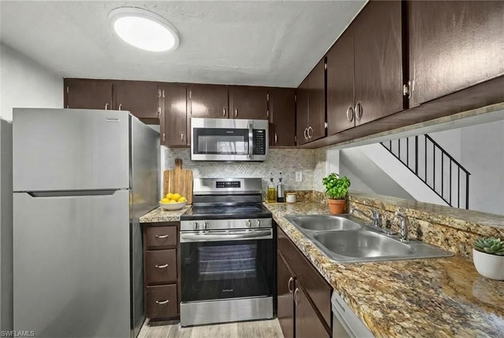 3371 Alouette Cir, Unit 2, Fort Myers, FL 33907 Photo