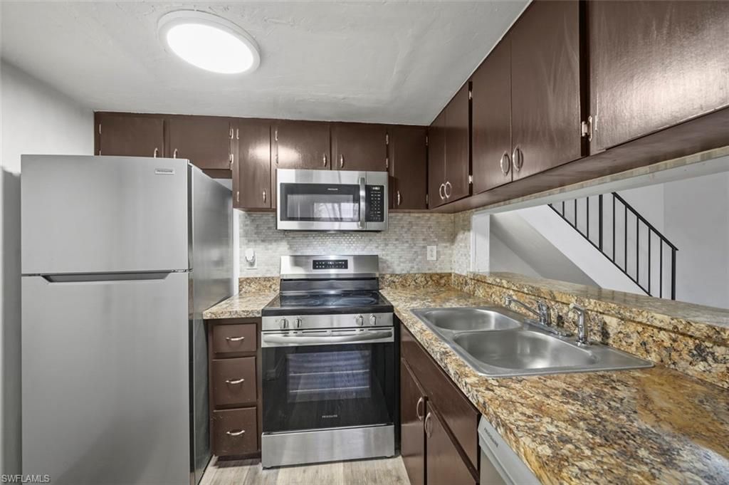 3371 Alouette Cir, Unit 2, Fort Myers, FL 33907 Photo
