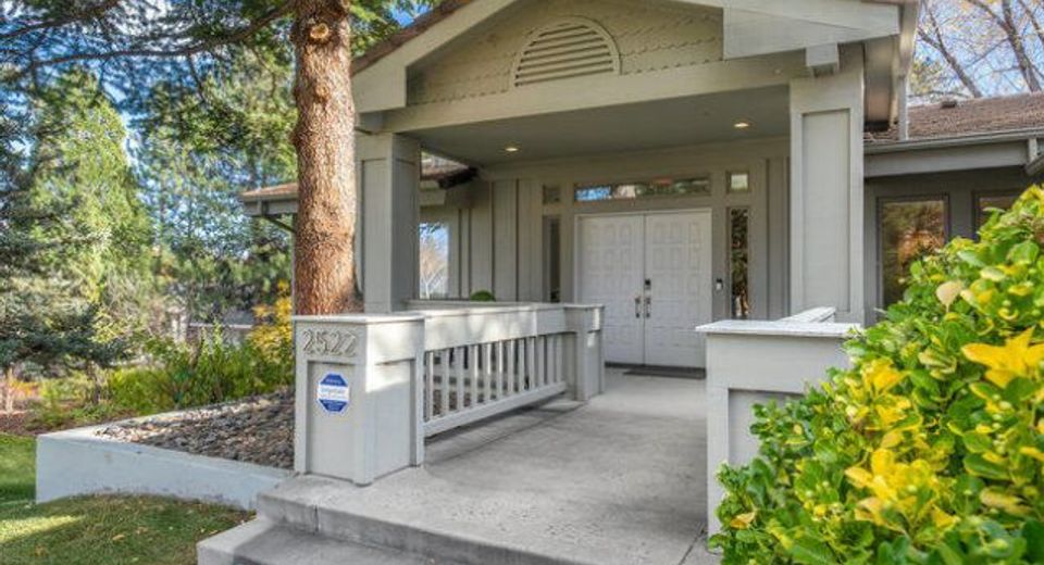 2522 Lake Ridge Shores Circle, Reno, NV 89519 Photo