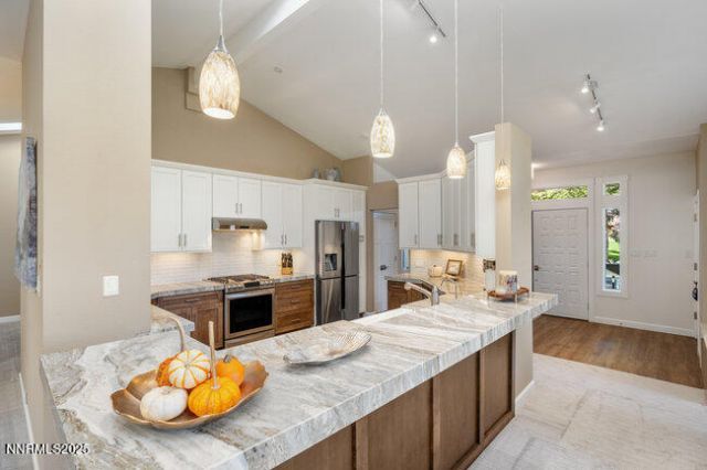 2522 Lake Ridge Shores Circle, Reno, NV 89519 Photo