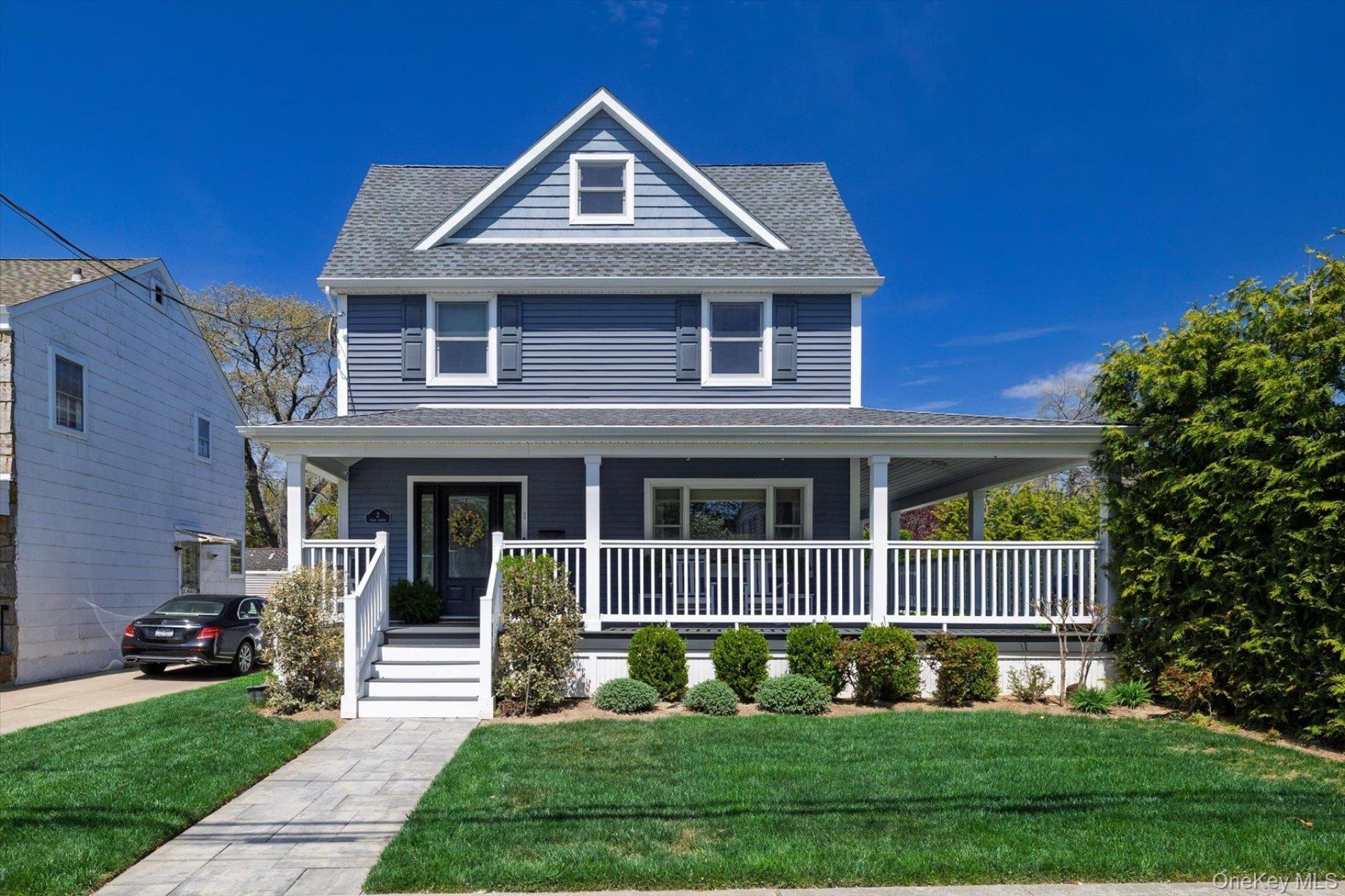 2 Atlas Avenue, Malverne, NY 11565 Main Photo