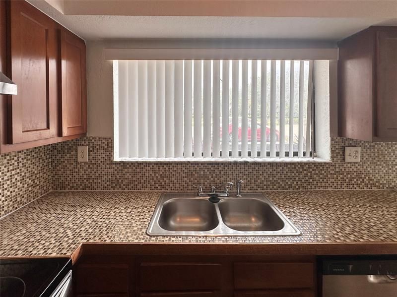 2580 Coral Springs Drive, Coral Springs, FL 33065 Photo