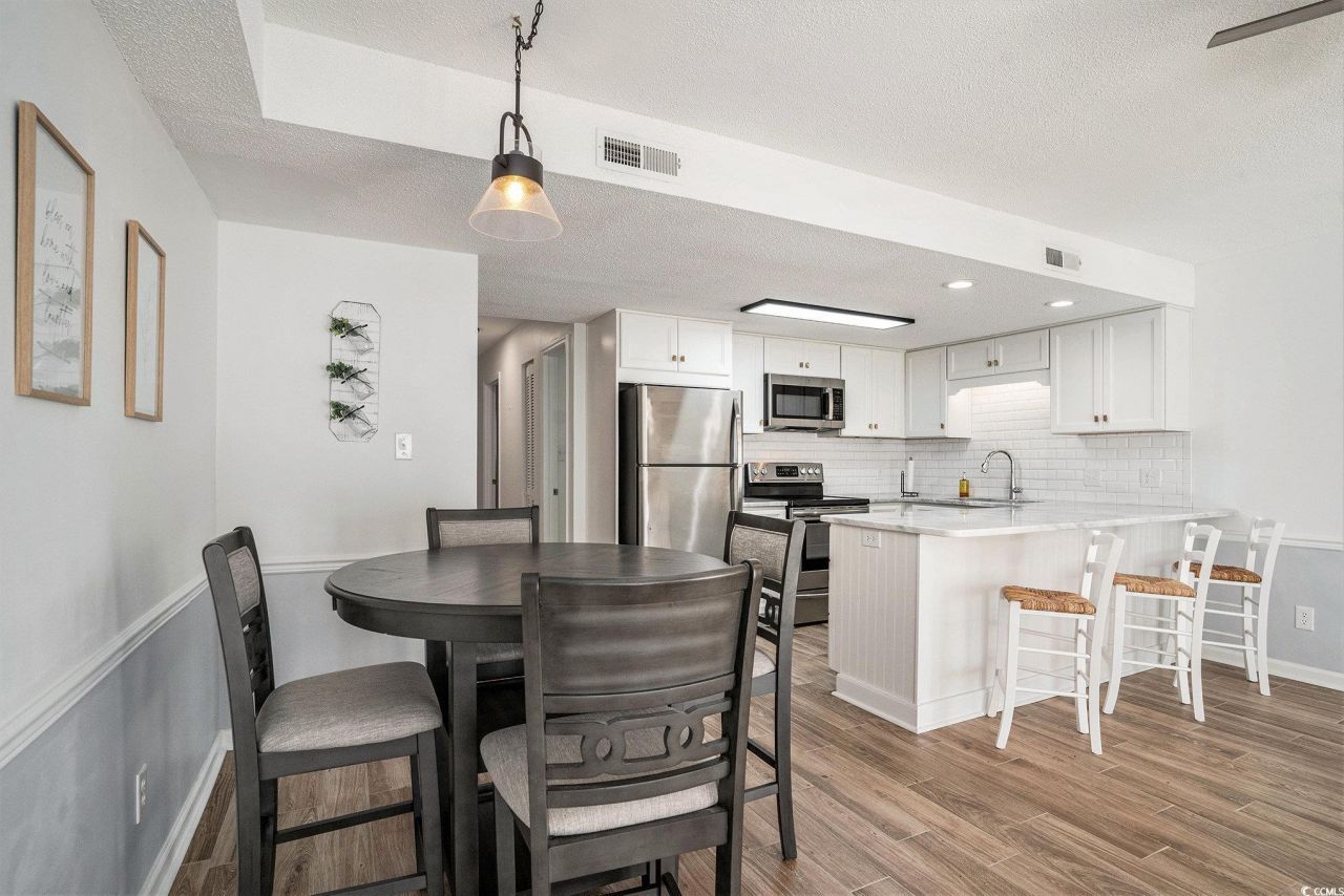 1300 Deer Creek Rd. Photo 10