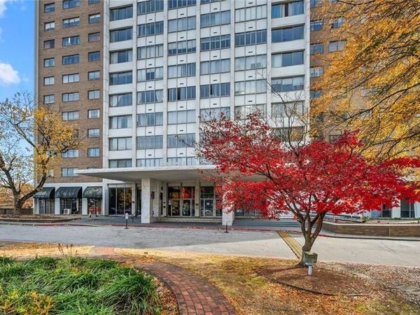 215 Piedmont Avenue NE, Unit 303, Atlanta, GA 30308