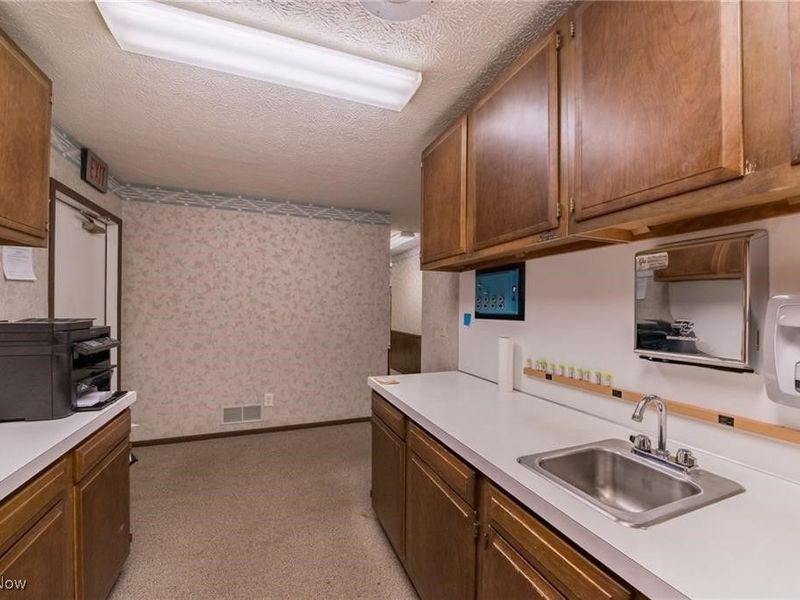 1420 W Main Street, Alliance, OH 44601 Photo 19