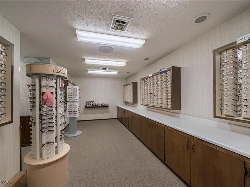 1420 W Main Street, Alliance, OH 44601 Photo 3