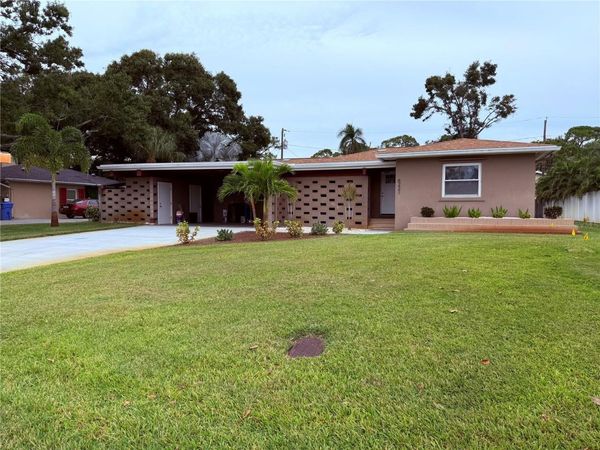 6221 6TH AVENUE N, ST PETERSBURG, FL 33710