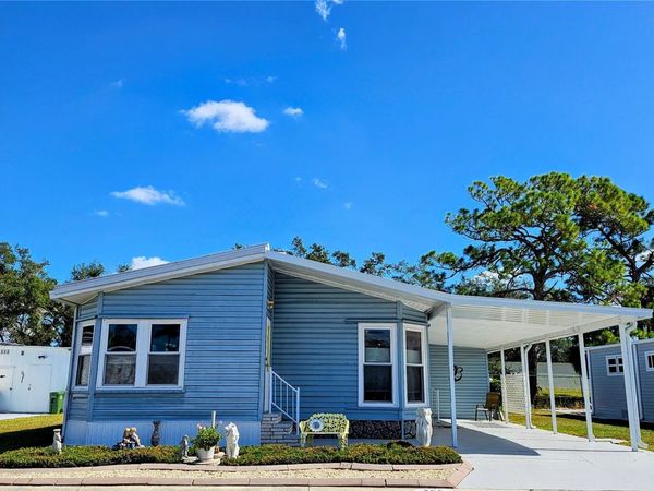 305 OAKWOOD BOULEVARD E, SARASOTA, FL 34237