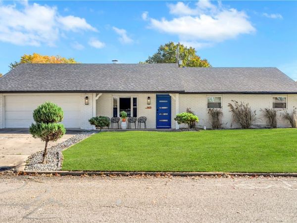 1605 SE P Street, Bentonville, AR 72712