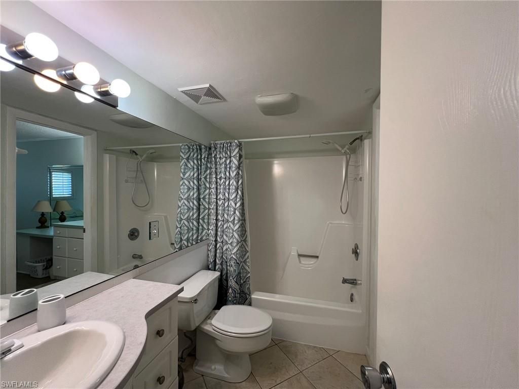 1250 Tennisplace Ct, Unit A33, Sanibel, FL 33957 Photo